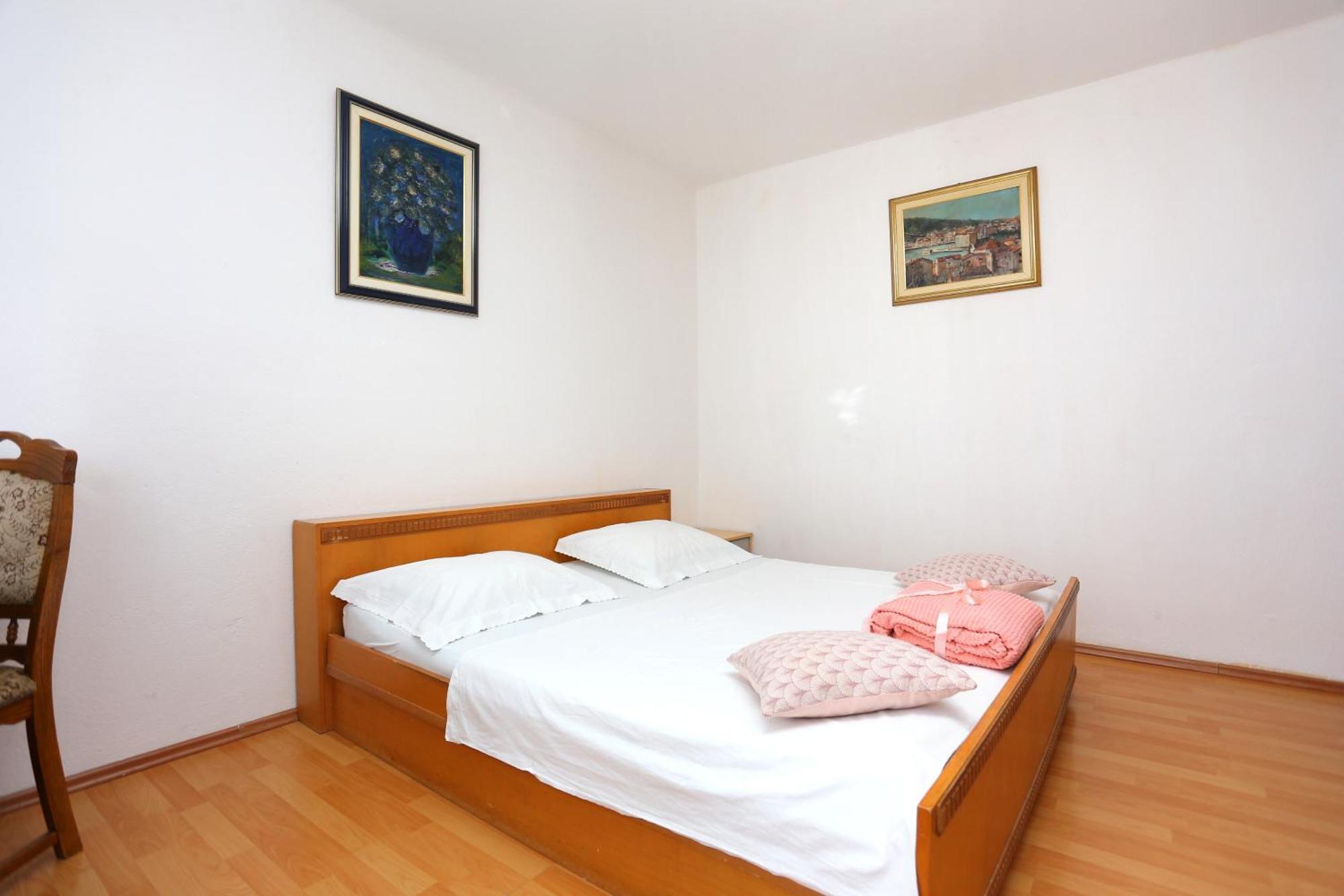 Rooms With A Parking Space Split - 17766 Camera foto